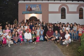 Peste 170 de copii în Tabăra „Copilărie și credință” Fălciu – PS Ignatie: „S-au transmis copiilor prin joc, prin foarte multă bucurie, elementele credinței noastre”