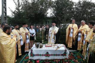 Sfințire de casă parohială și casă socială în Parohia Burlești