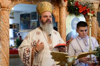 PS Ignatie: „Mărturisirea credinţei este iubire asumată faţă de Dumnezeu! Putem face istorie mărturisind valorile în care credem: Familie, Biserică, Credinţă!”