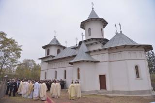 (Video) Sfințirea bisericii din satul Dimitrie Cantemir, jud. Botoșani