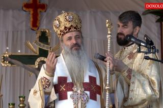 (Video) Constituția Bisericii este Dumnezeiasca Scriptură - IPS Teofan