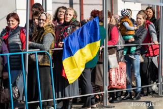 Pelerinajul la Sfânta Parascheva – un drum bătătorit de drag și de credință