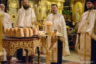 Slujbă de seară la Catedrala din Iași: Priveghere în cinstea Sfântului Gheorghe, ocrotitorul Mitropoliei Moldovei și Bucovinei