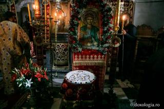 (Foto) Prăznuirea Sfântului Dimitrie Izvorâtorul de Mir la Schitul Lacu – Athos