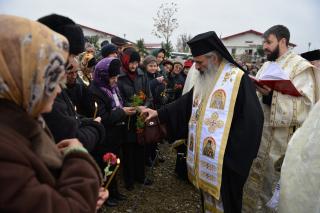 Sfințire de loc de biserică în Bucium-Iași: IPS Mitropolit Teofan a pus piatra de temelie