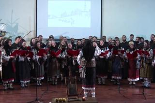 (Video) Corul „Camena” -  „Colindul copiilor în război”