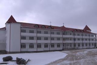 (Video) Inaugurarea oficială a Centrului rezidenţial pentru vârstnici „Cuvioasa Nazaria” Văratec