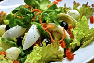 Salată hrănitoare de prânz