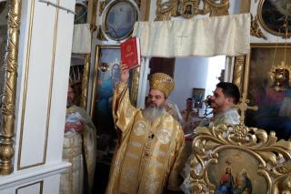 Liturghie arhierească în Parohia Zăpodeni de Sus, Protopopiatul Vaslui