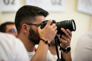 „Avem mare nevoie de artiști. Ei ne învață să privim lucruri pe care noi, în mod obișnuit, nu le vedem”