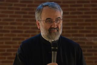 (Video) „Vremurile de astăzi sunt foarte potrivite pentru întoarcerea noastră către suflet” – Pr. Constantin Coman