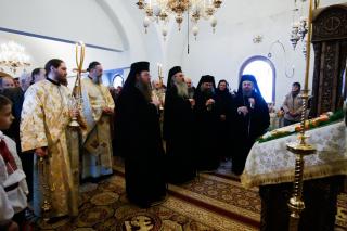 Liturghie cu patru arhierei la Mănăstirea Zosin din Botoșani: „Casa omului este sufletul său”