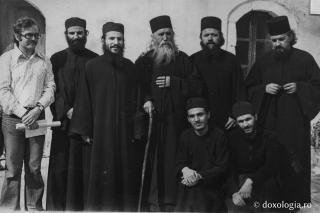 fotografie cu părintele Cleopa