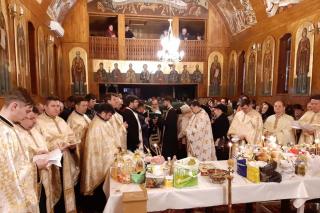 Binecuvântări arhiereşti pe „Meteora Bacăului”