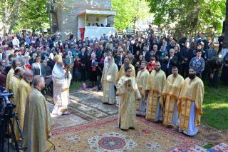 (Video) Sute de credincioși botoșăneni au sărbătorit hramul Bisericii „Sfântul Mare Mucenic Gheorghe”