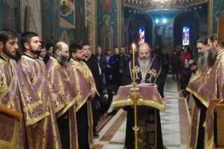 PS Ignatie a oficiat slujba Canonului Sfântului Andrei Criteanul la Huşi