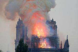 IPS Ioachim, despre incendiul de la Notre-Dame: „Rațiunea nu-mi dă voie să accept că a fost mistuită de flăcări coroana de spini a Mântuitorului”