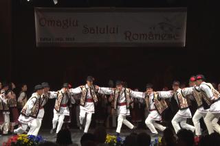 (Video) Prima ediție a spectacolului - eveniment "Omagiu satului romanesc"