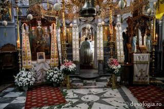 (Foto) Praznicul Izvorul Tămăduirii la Schitul Lacu – Athos