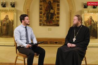 (Video) Din online, în lumea cea adevărată – interviu cu Părintele Răzvan Ionescu