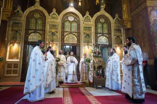 380 de ani de la sfințirea bisericii Mănăstirii „Sfinții Trei Ierarhi” din Iași, marcați prin slujire arhierească