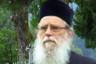 Arhimandritul Mina Dobzeu va fi pomenit la Huşi