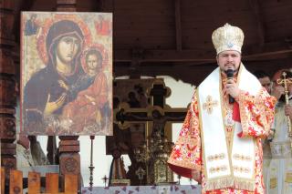 PS Veniamin, la hramul Mănăstirii Paltin: „Sfântul Pantelimon a înțeleles că fără jertfă nu există bucurie, că fără sacrificiu nu există împliniri”