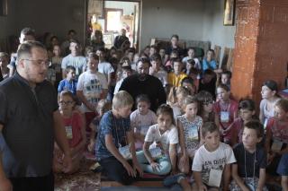 (Video) Tabăra din Pridvorul Satului a ajuns în  Parohia „Aurel-Vlaicu”