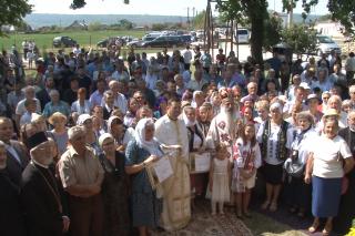 (Video) Biserica „Sfinții Arhangheli” din Sculeni a fost sfințită de IPS Mitropolit Teofan