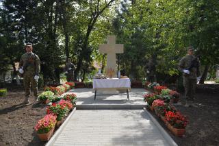 (Video) Troița ridicată în memoria eroilor militari români la Batalionul 151 Infanterie a fost sfințită
