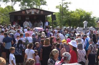 (Video) Biserica Parohiei Gârbeni a fost sfințită