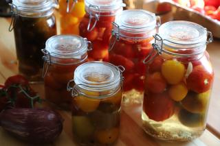 Rețetă pentru pregătirea de roșii cherry murate