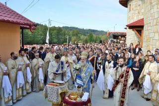 Binecuvântări arhiereşti în două eparhii ale Moldovei