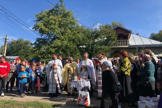 Sfințire de troiță în Parohia Ciornohal