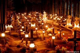 (Foto) Răgaz de liniște și rugăciune în cimitirul Mănăstirii Sihăstria