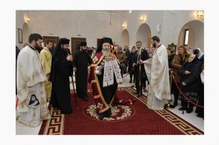 Doi ierarhi au slujit în Catedrala Ortodoxă Română din Madrid