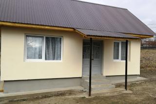 Casă pentru o familie nevoiaşă în Parohia Bărcu-Goşmani