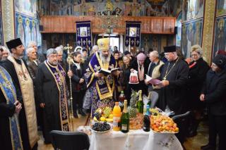 Hramul Parohiei „Sfântul Nicolae” - Mogoşeşti, serbat prin Liturghie arhierească