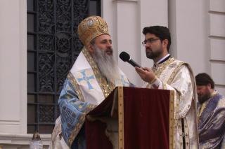 (Video) IPS Teofan: „Aceasta este semnificația botezului: arătarea slavei lui Dumnezeu la râul Iordan!”