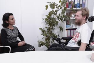 (Video) Lecție de viață – un interviu cu Mihai Neșu despre curajul de a duce povestea mai departe