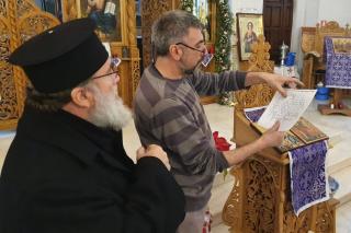 Şantierul Bisericii „Sfântul Vasile cel Mare” din Roman, vizitat de IPS Ioachim