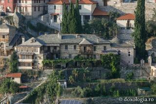 Coliba „Sfinții Apostoli” – Schitul Sfânta Ana, Athos