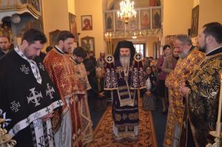 PS Ignatie: „Să sporim credinţa, lumina şi bucuria unuia faţă de celălalt”
