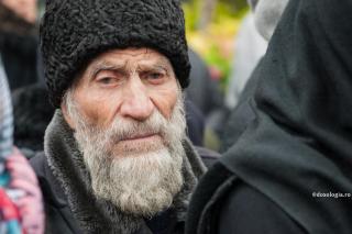 (Video) Părintele Constantin Necula - „Icoana unchiului” (povești pentru copiii mici și mari)
