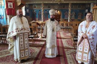 PS Benedict Bistriţeanul: Nu este uşor să slujeşti aproape de unul singur şi să vezi biserica goală