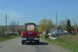 (Galerie Foto) Pelerinaj istoric cu moaştele Sfintei Mare Muceniţe Chiriachi în Episcopia Huşilor