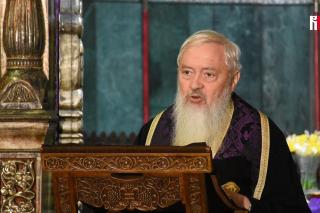 (Video) „Să mergem cu Domnul Hristos pe Drumul Crucii” – IPS Andrei, cateheză despre Săptămâna Patimilor