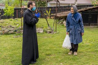 Asociația „Sfântul Voievod Ștefan cel Mare” - Hârja, alături de persoanele vârstince