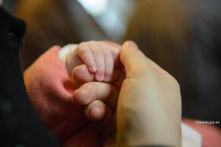 (Video) Mama – în căutarea confortului din lumea aceasta sau în căutarea mântuirii?