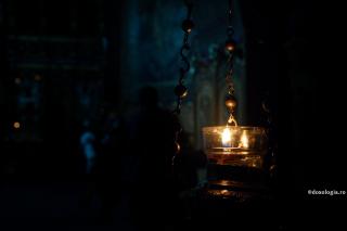 Ce a văzut Sfântul Macarie Egipteanul în timp ce ucenicii săi se rugau?